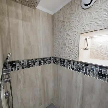 Apartment Superb Renovated T2 200m Sea View Terrace